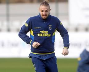 Caner 8'inci asisti yaptı