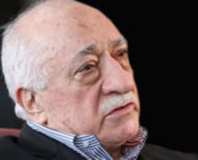 Cemaat iyice saçmaladı