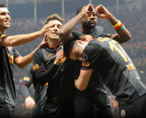 Cimbom ES'ti gürledi!