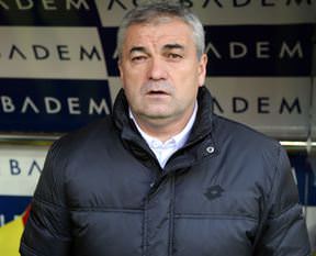 Rıza Çalımbay istifa etti!