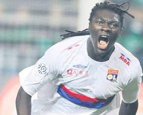 Arena'nın bombası Gomis