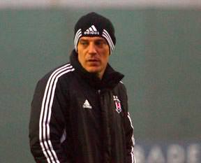 Yalçın Karadeniz'den Bilic'e derbi tepkisi