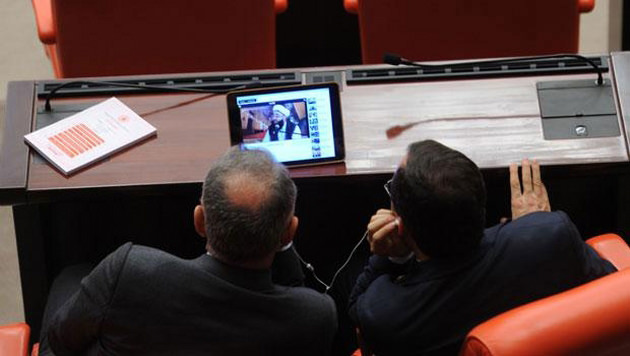AK Parti'li vekillere çirkin oyun-2