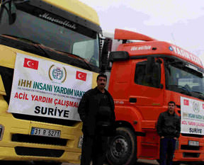 İHH’dan Suriye’ye 250 yardım TIR’ı birden