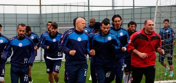 Çaykur Rize Aslan'a bileniyor