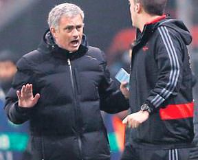 Mourinho'ya 'atarım' ikazı