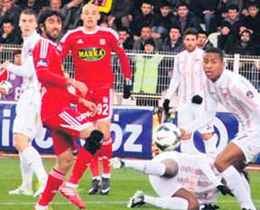 Elazığspor Sivas'ı yıktı