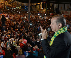 Başbakan Erdoğan: Bir sapıklığın içindeler!