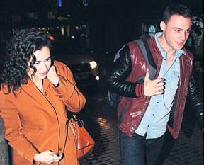 Kızlara kötü haber