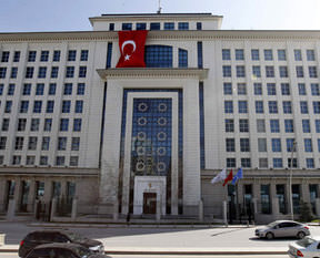 AK Parti'de kritik toplantı