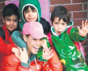 Çocuklarını güldürdü