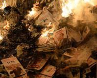 AK Parti seçim bürosu ateşe verildi