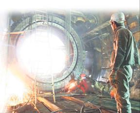 Üreten Türkiye inadına büyüyor