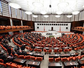 AK Parti harekete geçti