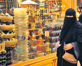 Hayranları peşinde