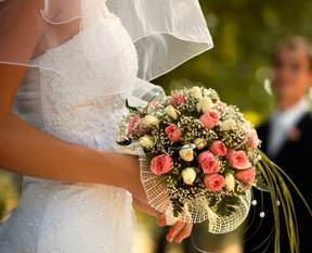 2 kocasının da soyadını istedi