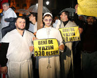 Mısır’daki idam kararına kefenli protesto