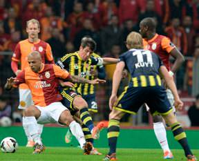 Fener'den paralel mesaj