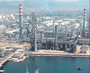 Pahalı benzinin sebebi TÜPRAŞ