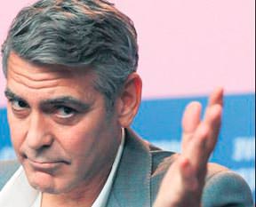 George Clooney Emel'ine ulaştı