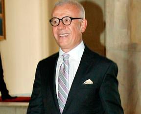 Gülen için Çevik Bir'i aradım