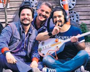 ’Sakin ol’ dayanışması