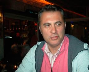 Aysal'ı hiç inşaatta gördünüz mü?