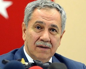 Bülent Arınç ameliyat oldu