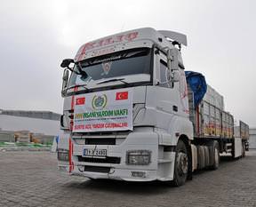 Türk yardım TIR'ına saldırı: 1 ölü!