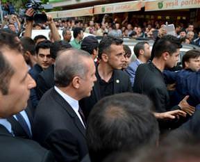 'Erdoğan vatandaşa yumruk attı' yalanı!