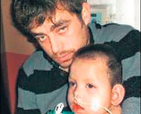 Oğlu için canını feda etti