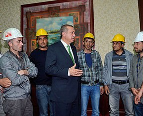 Başbakan maden işçileriyle görüştü