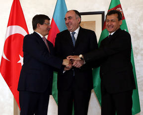 "Allah bu 3 bayrağı dünyanın her yerinde dalgalandırsın"