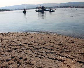 Van yine sallandı