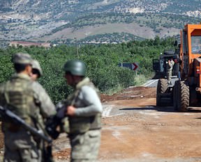 Lice'de jandarma müdahalesi