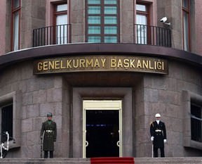 TSK'dan bayrak açıklaması