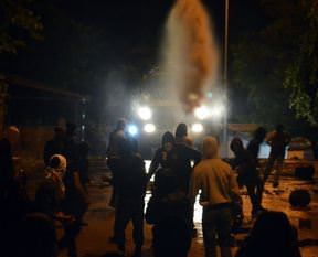 PKK'lılar kamyon yaktı!