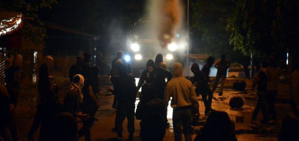 PKK’lılar kamyon yaktı!