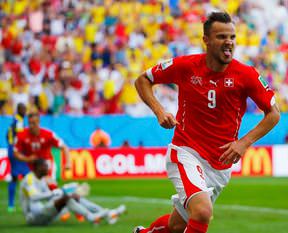 İsviçre son dakikada kazandı!