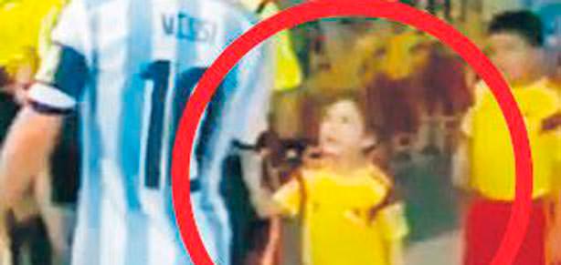Ayıp ettin Messi!