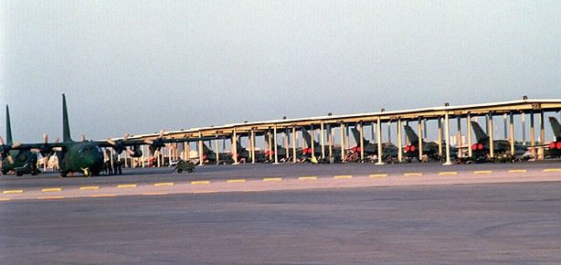 İran, Irak’a 130 uçağını iade etti