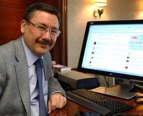 Gökçek’in Twitter hesabını çaldılar