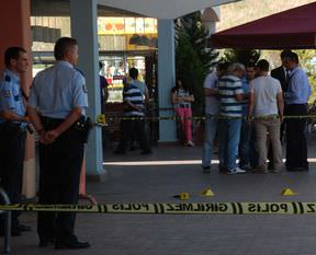 İstanbul'da güpegündüz kanlı soygun