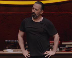 Bakın ünlü şovmen aslen nereliymiş