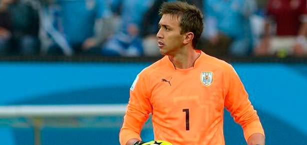 Muslera devlerin listesinde
