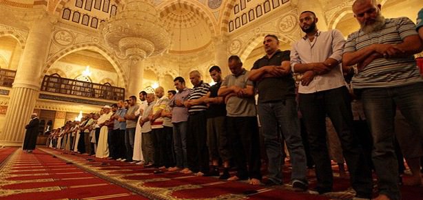 Ramazan’ın ilk günü için 3 farklı tarih