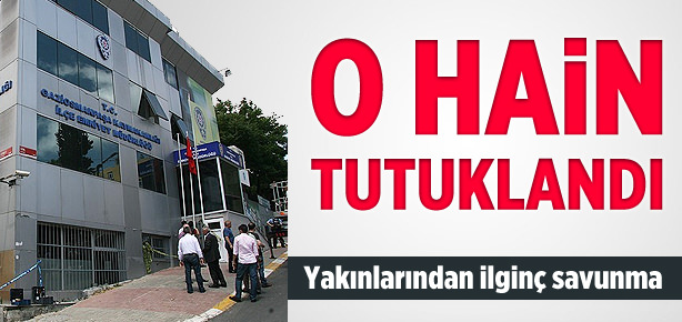 Bayrağı indirmek isteyen hain tutuklandı