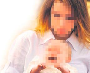 Bebeğe baba bıçağı