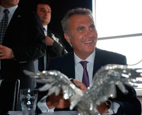 Vodafone Arena'ya transfer freni
