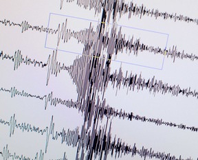 Balıkesir'de korkutan deprem